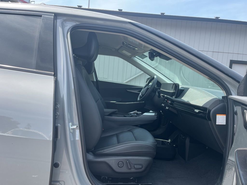Used 2025 Kia EV6 Wind RWD image 10