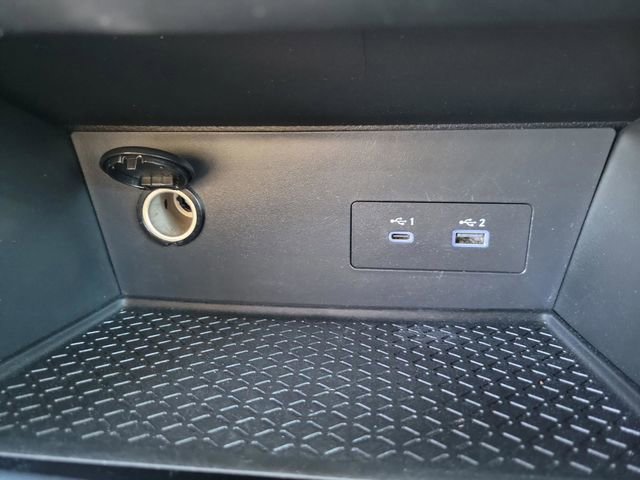 Used 2025 Nissan Pathfinder SV image 25
