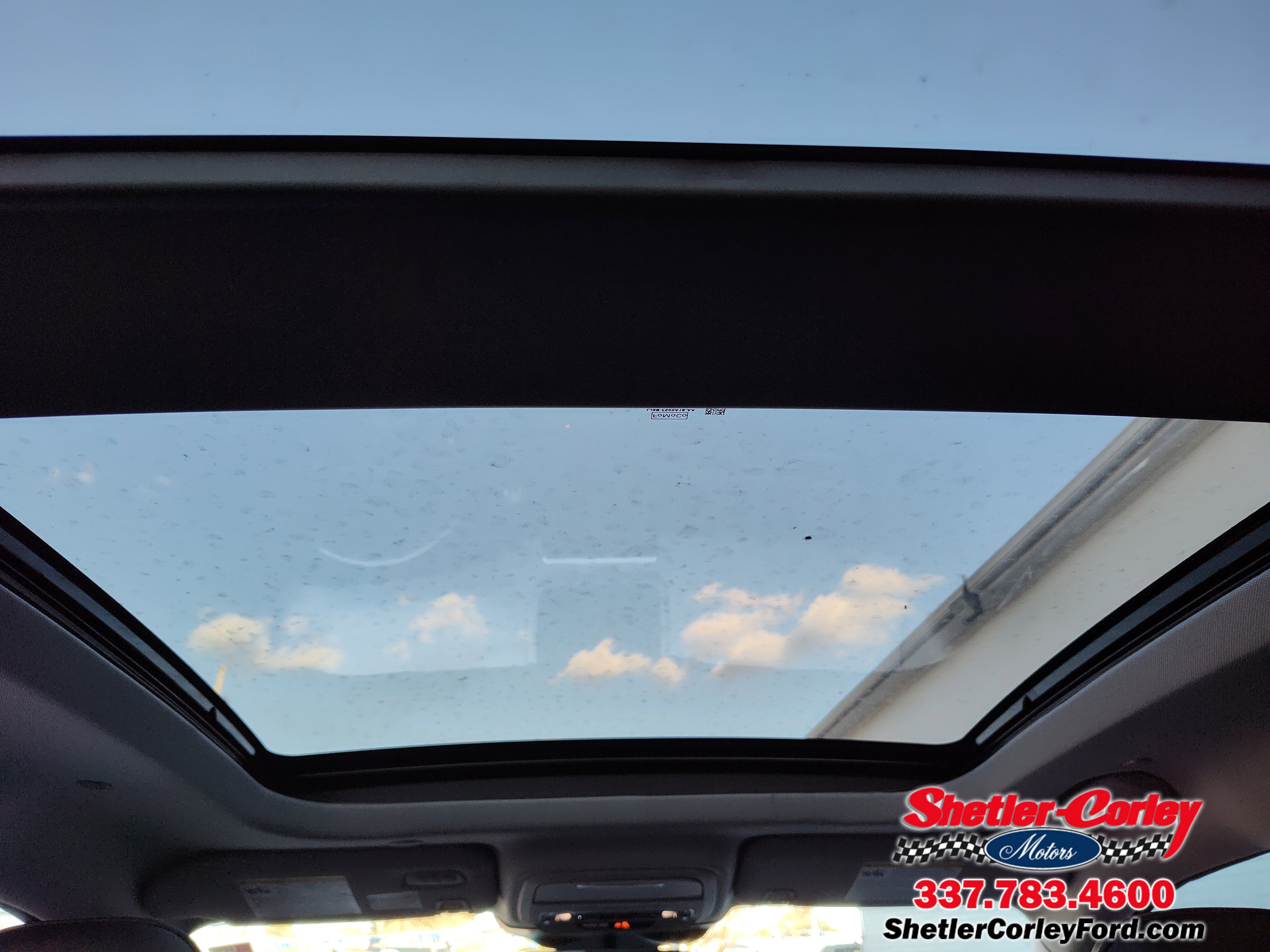 Used 2022 Lincoln Corsair Reserve w/ Equipment Group 201A image 22