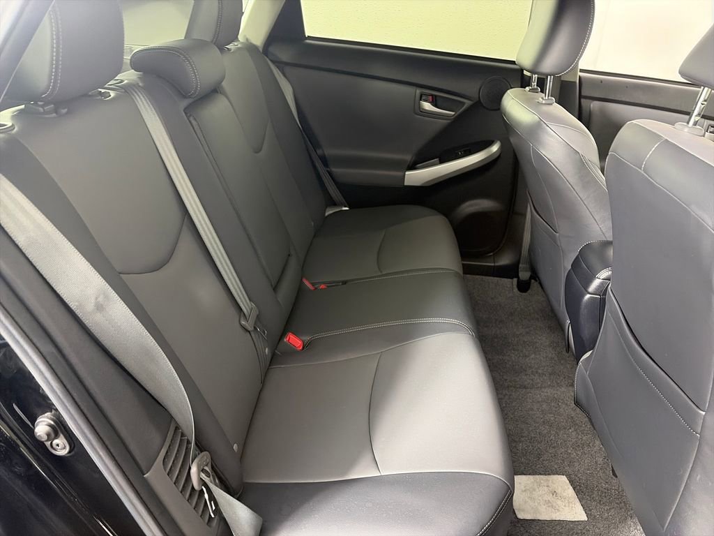 Used 2014 Toyota Prius Four FWD image 28