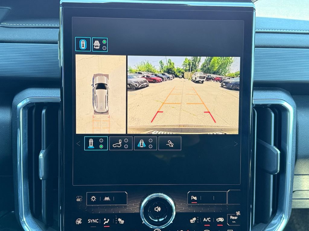 Used 2024 GMC Acadia Elevation AWD/4WD image 15