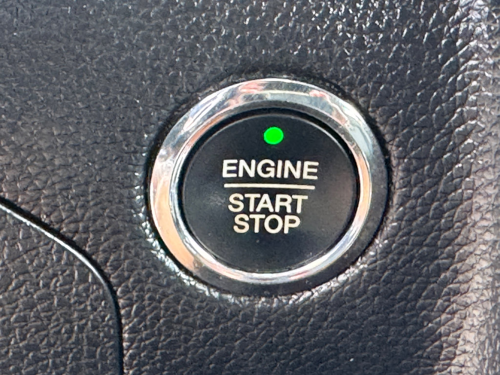 Used 2016 Lincoln Navigator Select AWD/4WD image 20