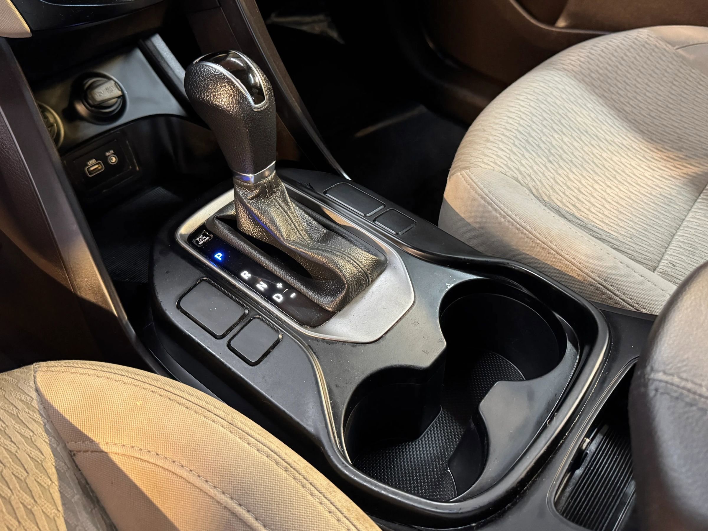 Used 2017 Hyundai Santa Fe Sport image 19