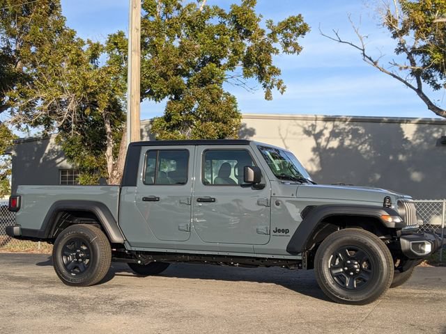 New 2026 Jeep Gladiator Sport