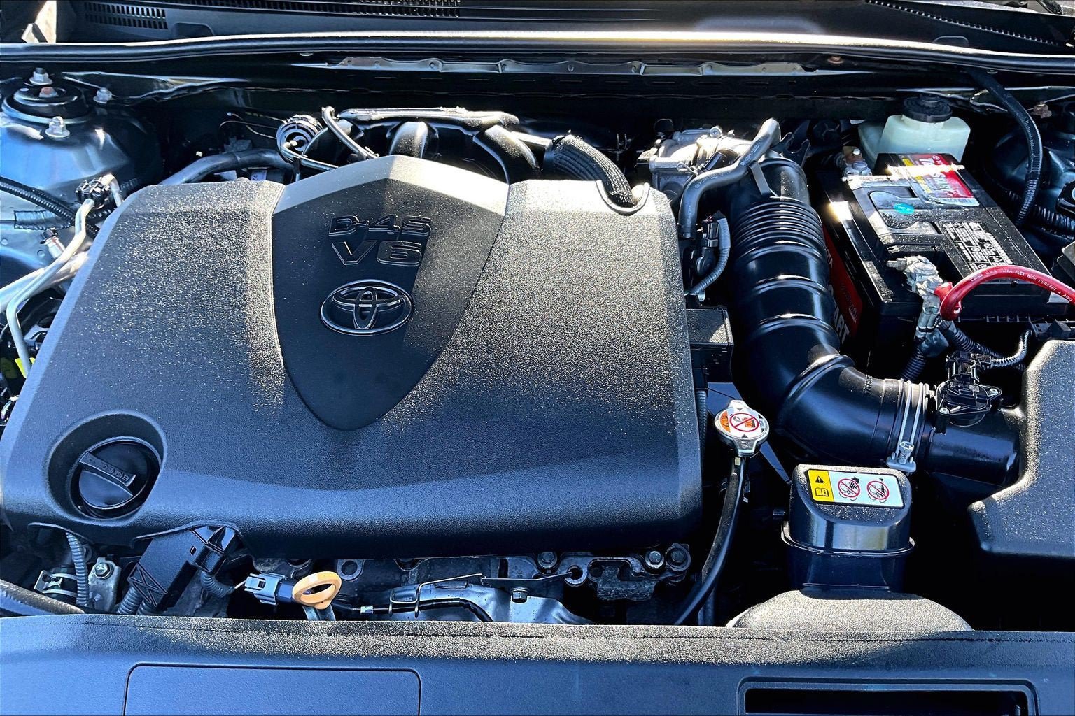 Used 2019 Toyota Avalon XLE w/ Moonroof Package FWD image 10
