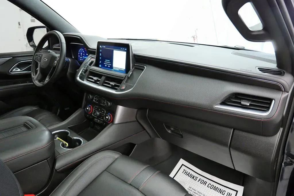 Used 2023 Chevrolet Suburban RST w/ Luxury Package AWD/4WD image 16