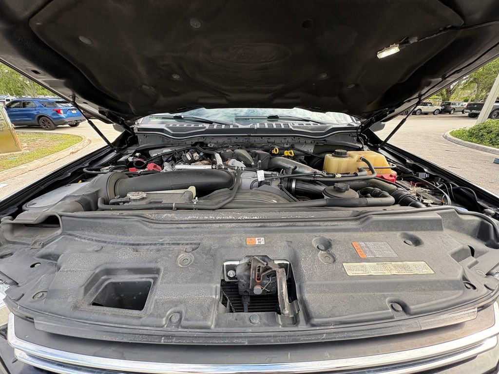 Used 2019 Ford F250 Lariat w/ Lariat Value Package image 32