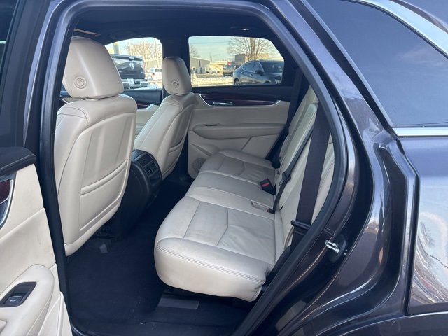 Used 2019 Cadillac XT5 Luxury image 11