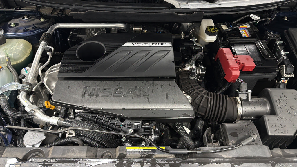 Used 2025 Nissan Rogue SL AWD/4WD image 25