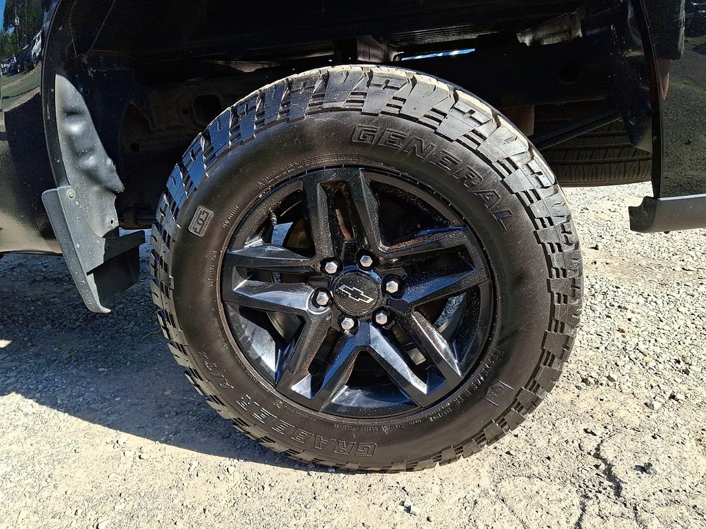 Certified 2019 Chevrolet Silverado 1500 Custom Trail Boss w/ Custom Convenience Package AWD/4WD image 31