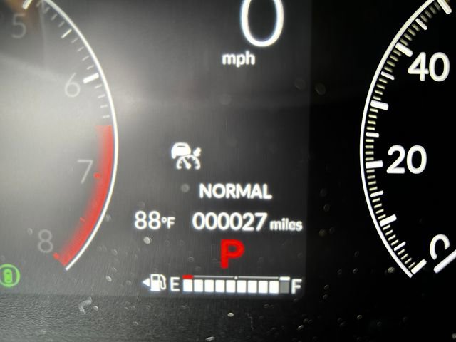 New 2025 Honda Pilot Sport image 16