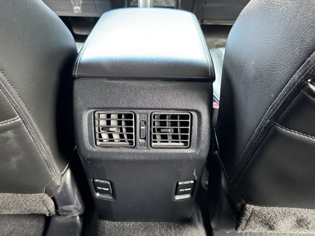 Used 2016 Toyota 4Runner SR5 AWD/4WD image 9