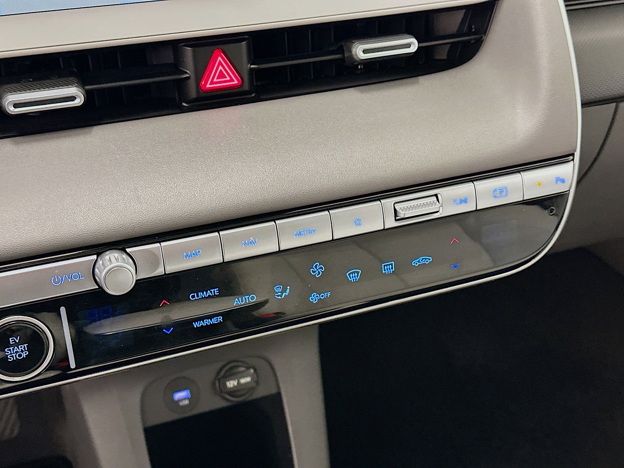 Used 2023 Hyundai Ioniq 5 SEL image 24