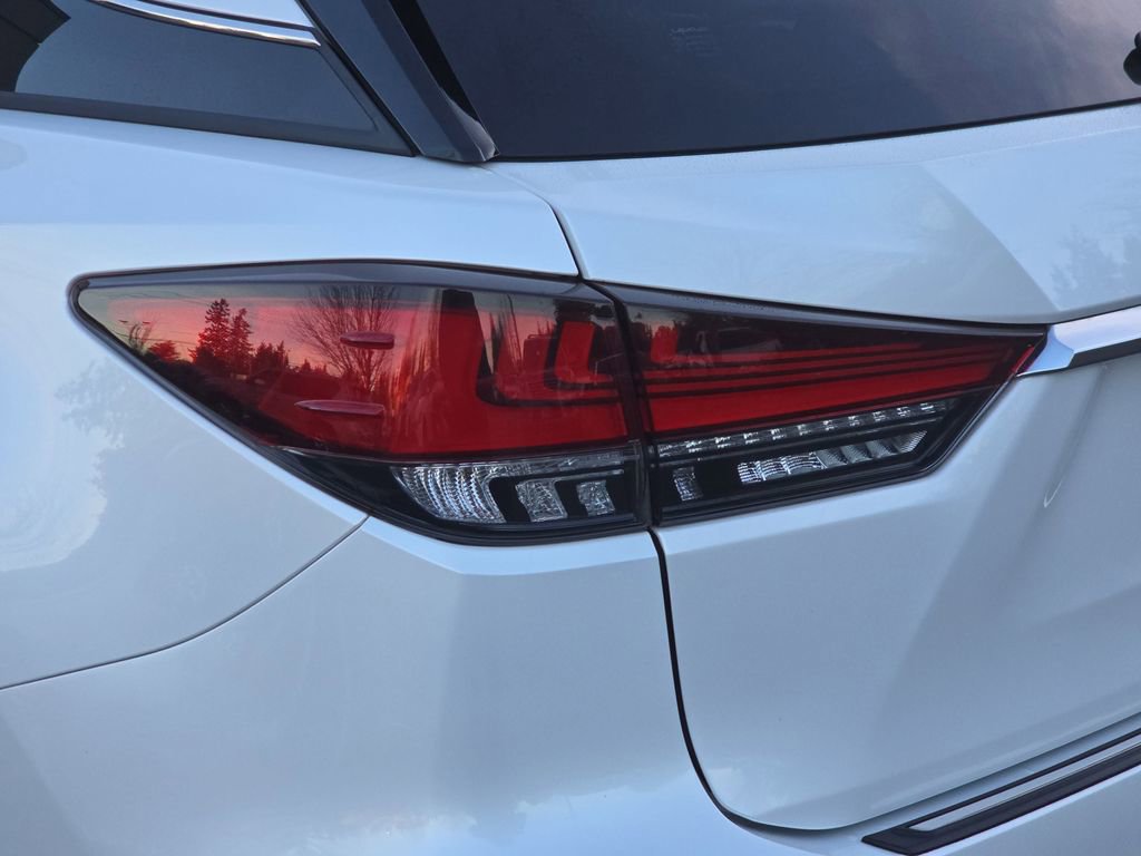 Certified 2022 Lexus RX 450hL Luxury w/ Cold Area Package (CT) image 36