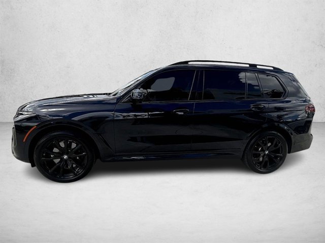 Used 2025 BMW X7 xDrive40i w/ M Sport Package AWD/4WD image 5