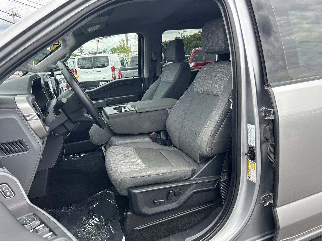 Certified 2022 Ford F150 XLT w/ Equipment Group 302A High image 12