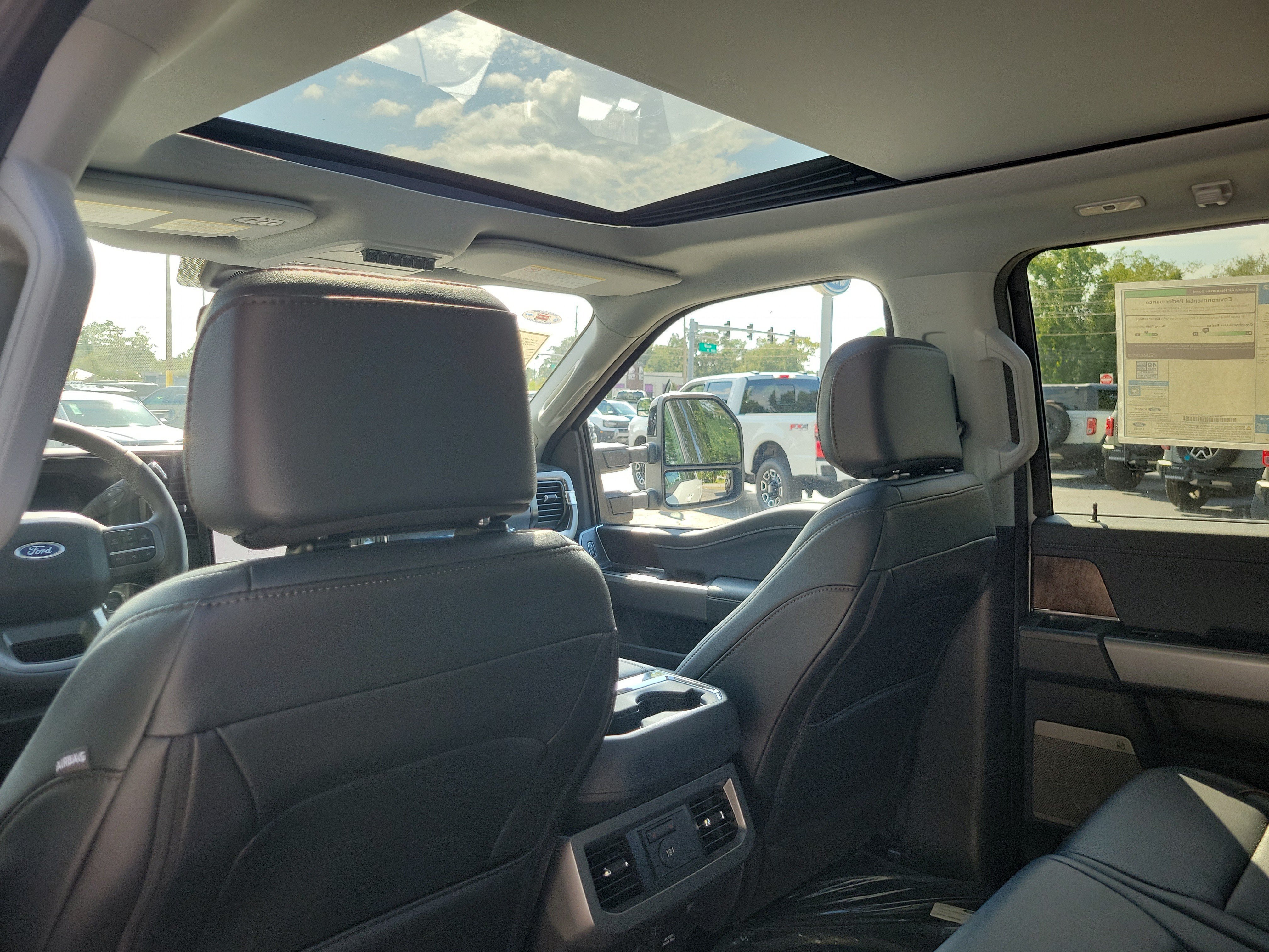New 2026 Ford F350 Lariat w/ Black Appearance Package AWD/4WD image 13