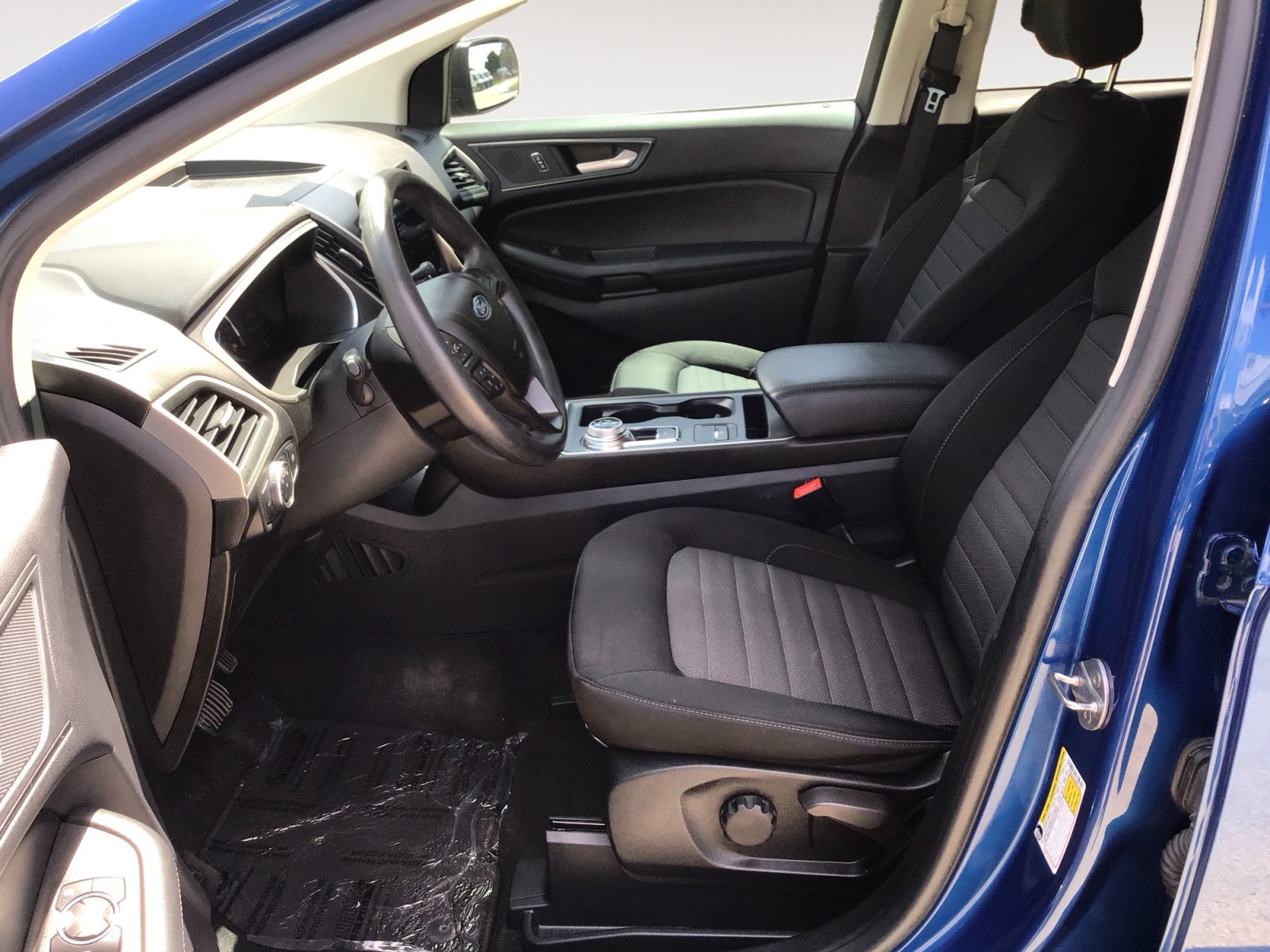 Used 2021 Ford Edge SE FWD image 21
