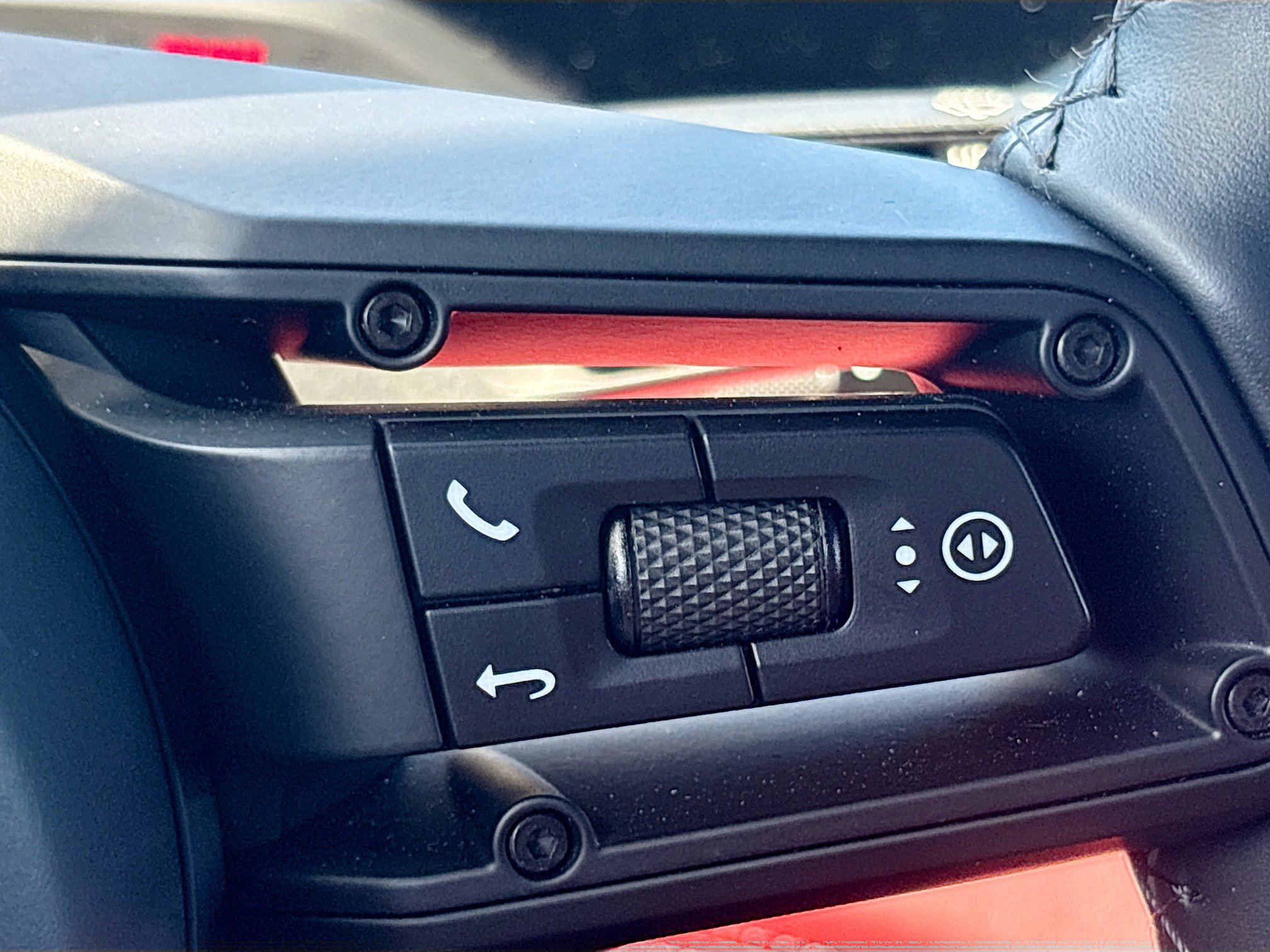 Used 2021 Porsche Taycan 4S image 39