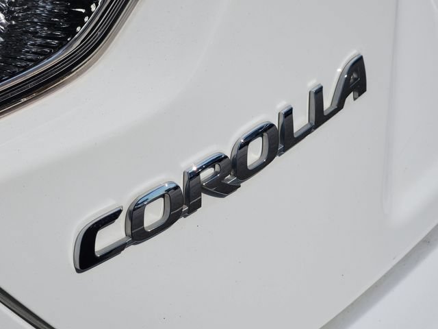 Used 2022 Toyota Corolla LE FWD image 6