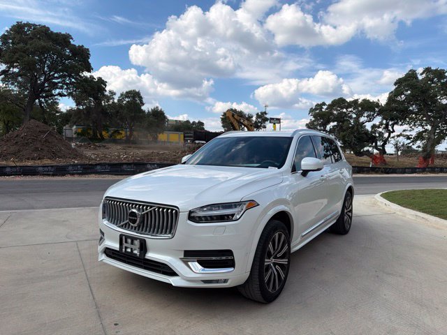 Used 2023 Volvo XC90 B6 Plus w/ Protection Package Premier AWD/4WD image 2