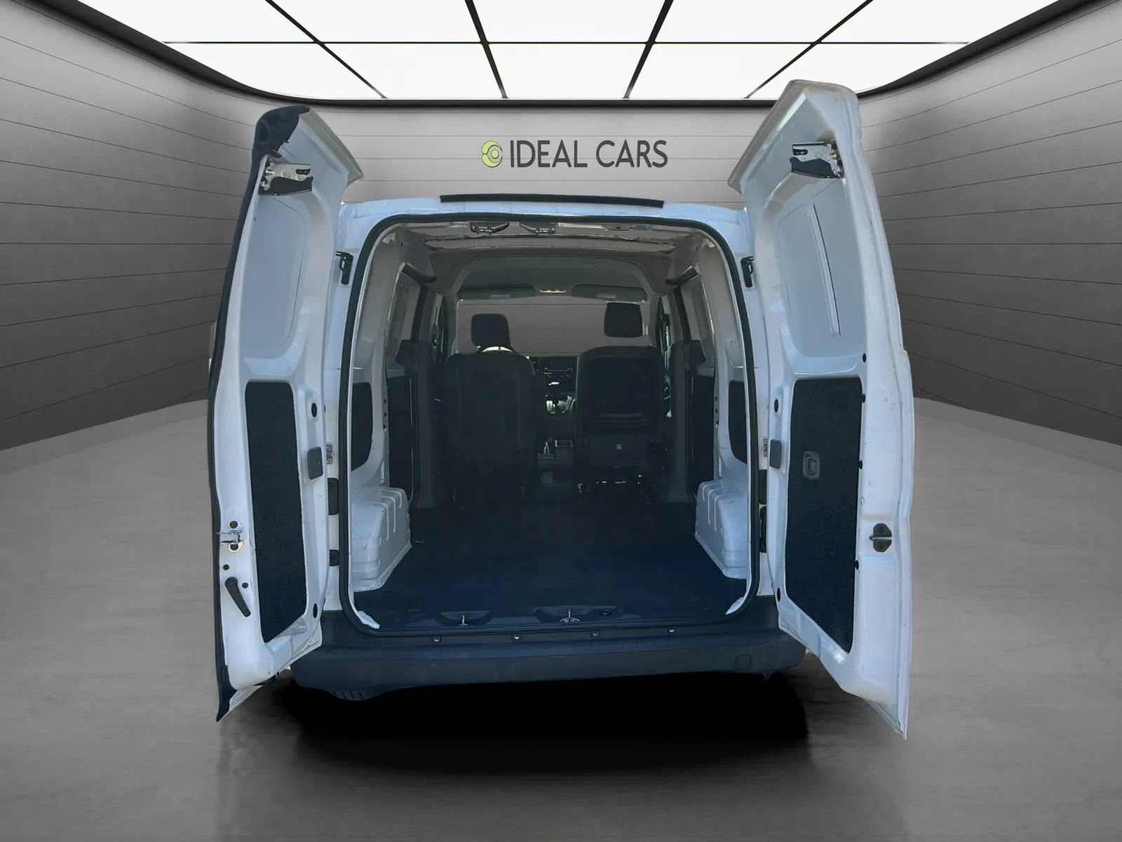 Used 2018 Nissan NV200 S FWD image 24