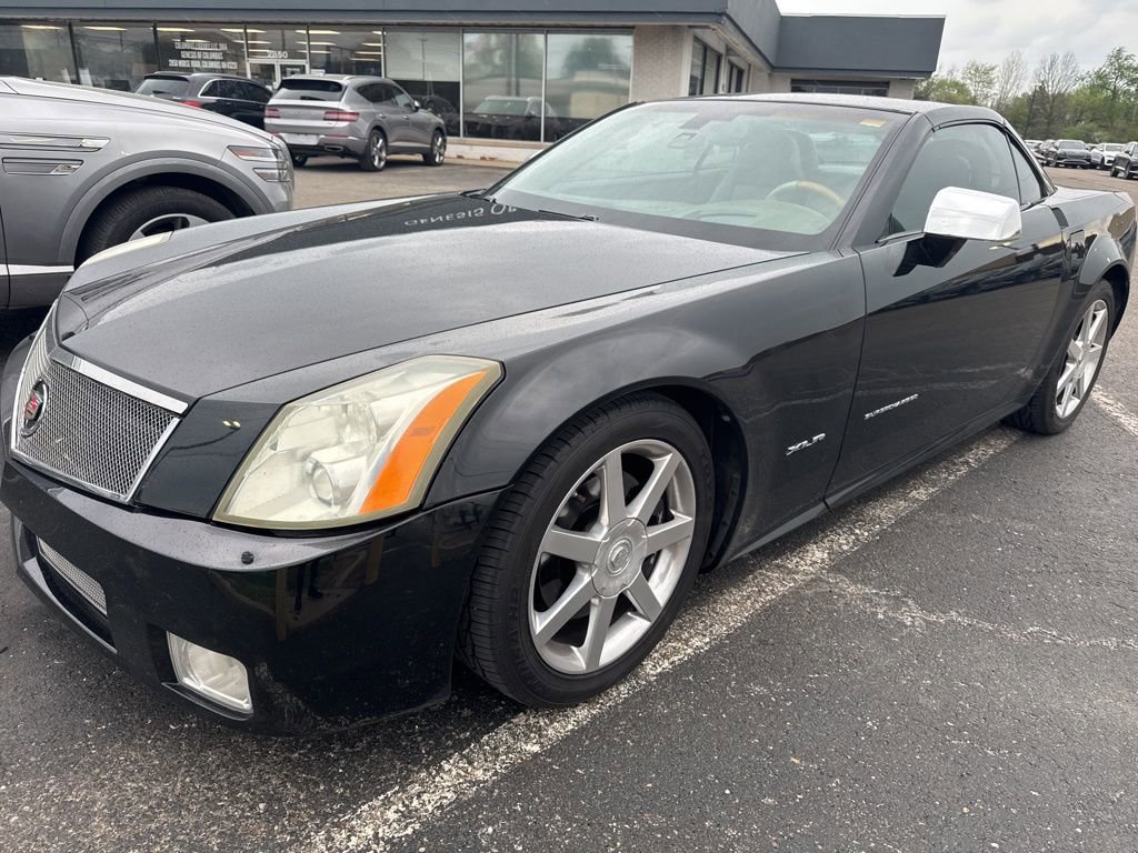 Used 2005 Cadillac XLR RWD image 1
