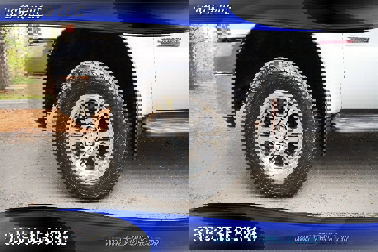 Used 2005 Ford F250 XL image 3