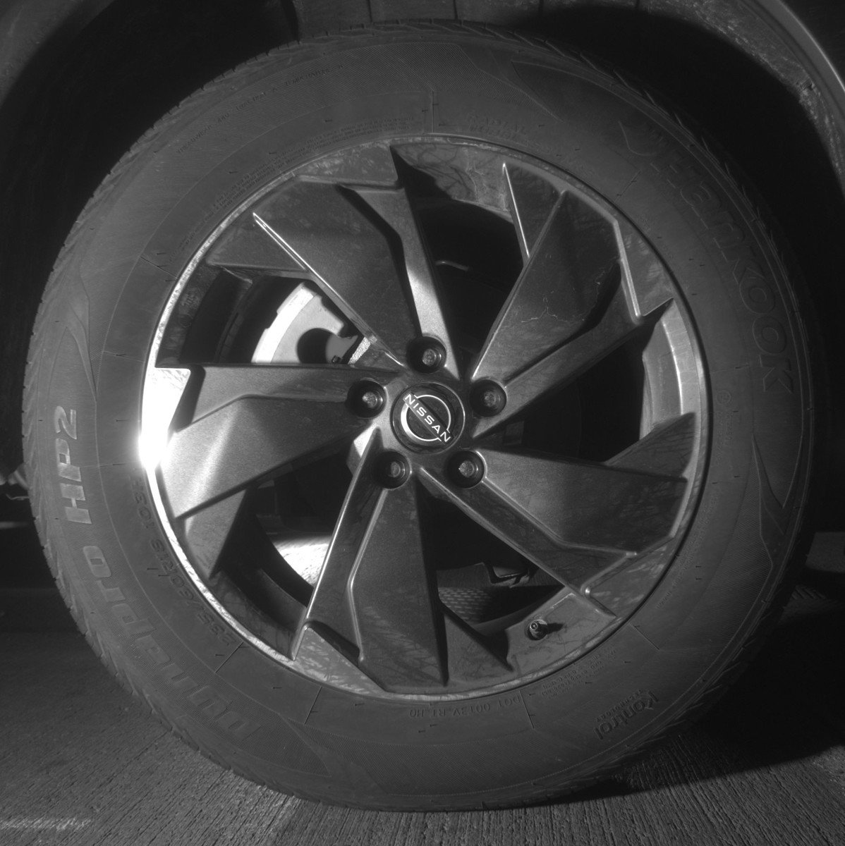 Used 2025 Nissan Rogue SV image 15