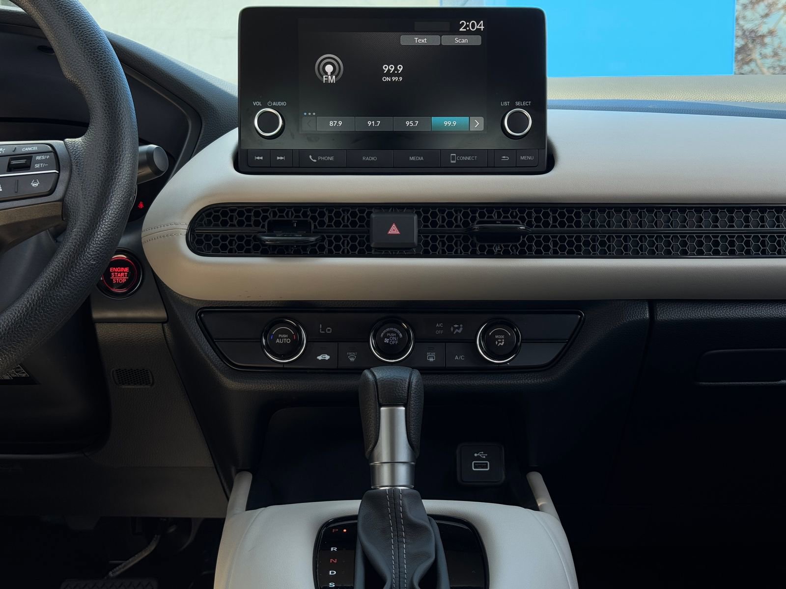 Certified 2025 Honda HR-V LX image 19