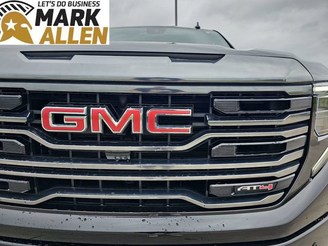 Used 2024 GMC Sierra 1500 AT4 w/ Technology Package AWD/4WD image 31