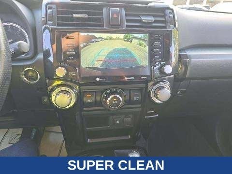 Used 2024 Toyota 4Runner TRD Off-Road Premium AWD/4WD image 15
