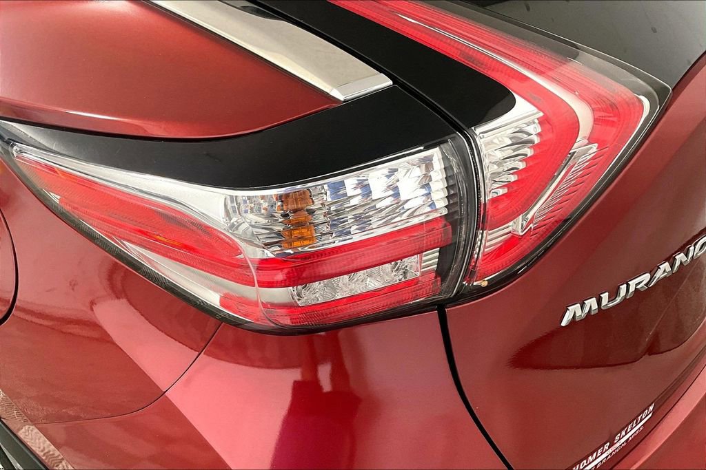 Used 2017 Nissan Murano SV image 28