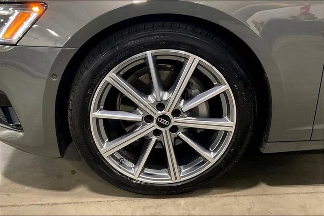 Certified 2025 Audi A6 Premium Plus image 9