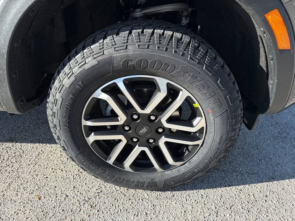 New 2025 Ford Ranger Lariat w/ FX4 Off-Road Package image 11