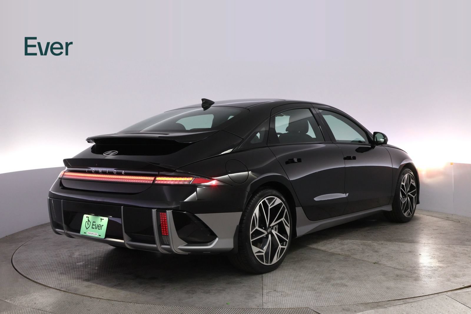 Used 2023 Hyundai Ioniq 6 Limited RWD image 3