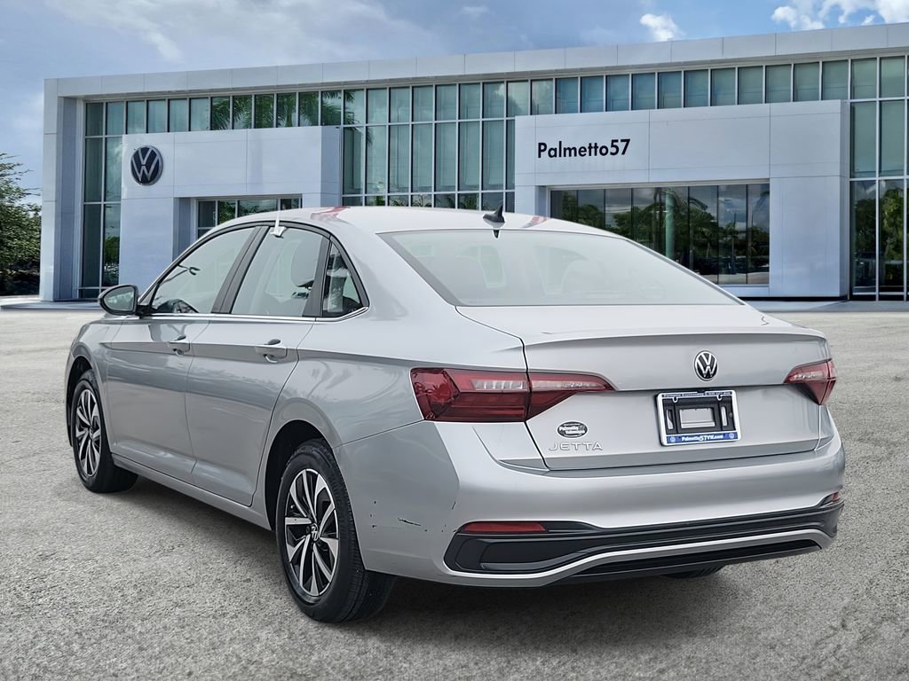 Used 2023 Volkswagen Jetta S image 4