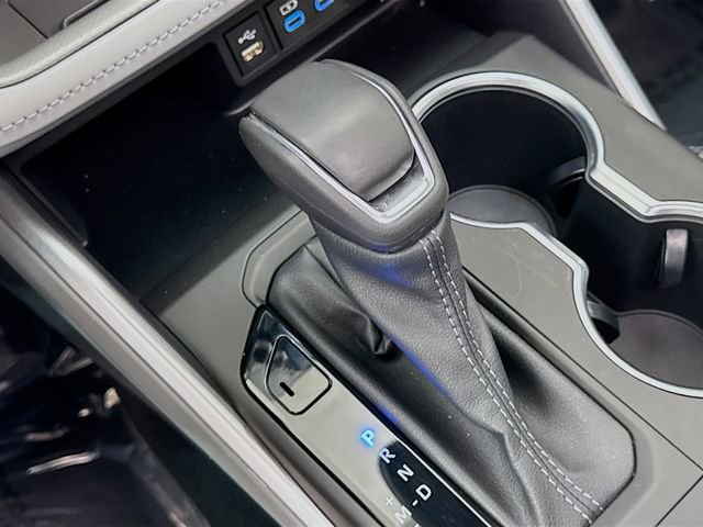 Used 2022 Toyota Highlander XLE image 17