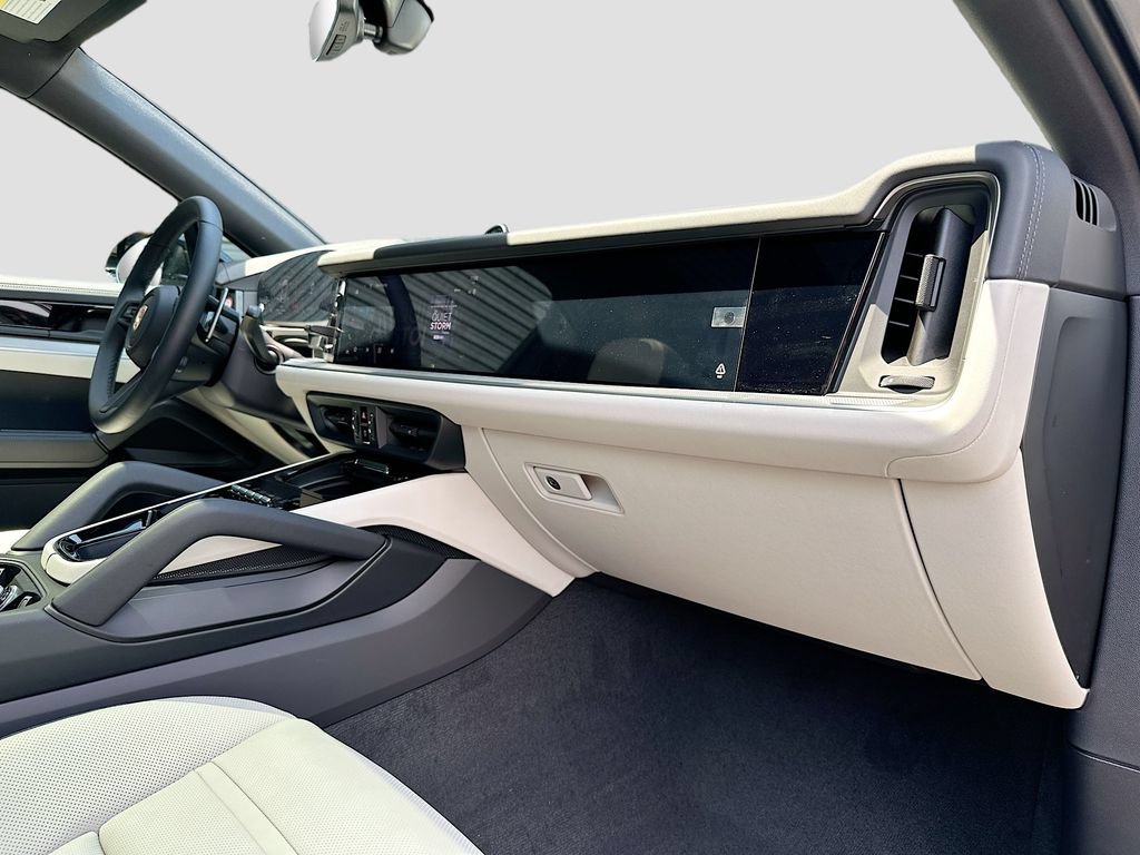 New 2026 Porsche Cayenne S AWD/4WD image 31
