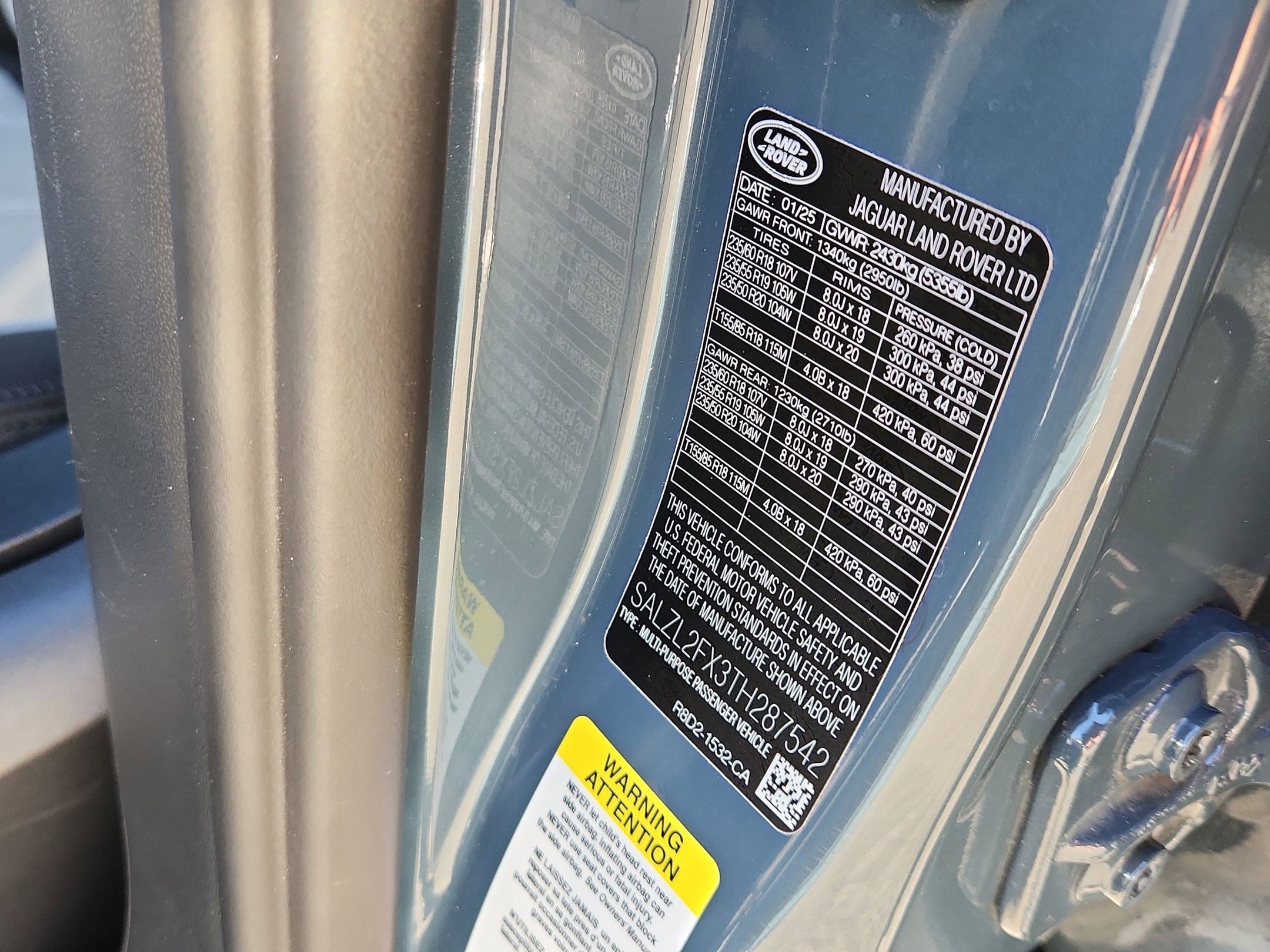 Used 2026 Land Rover Range Rover Evoque Dynamic SE image 18