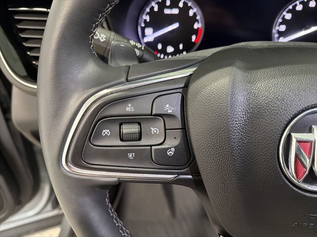 Used 2023 Buick Envision Avenir image 12