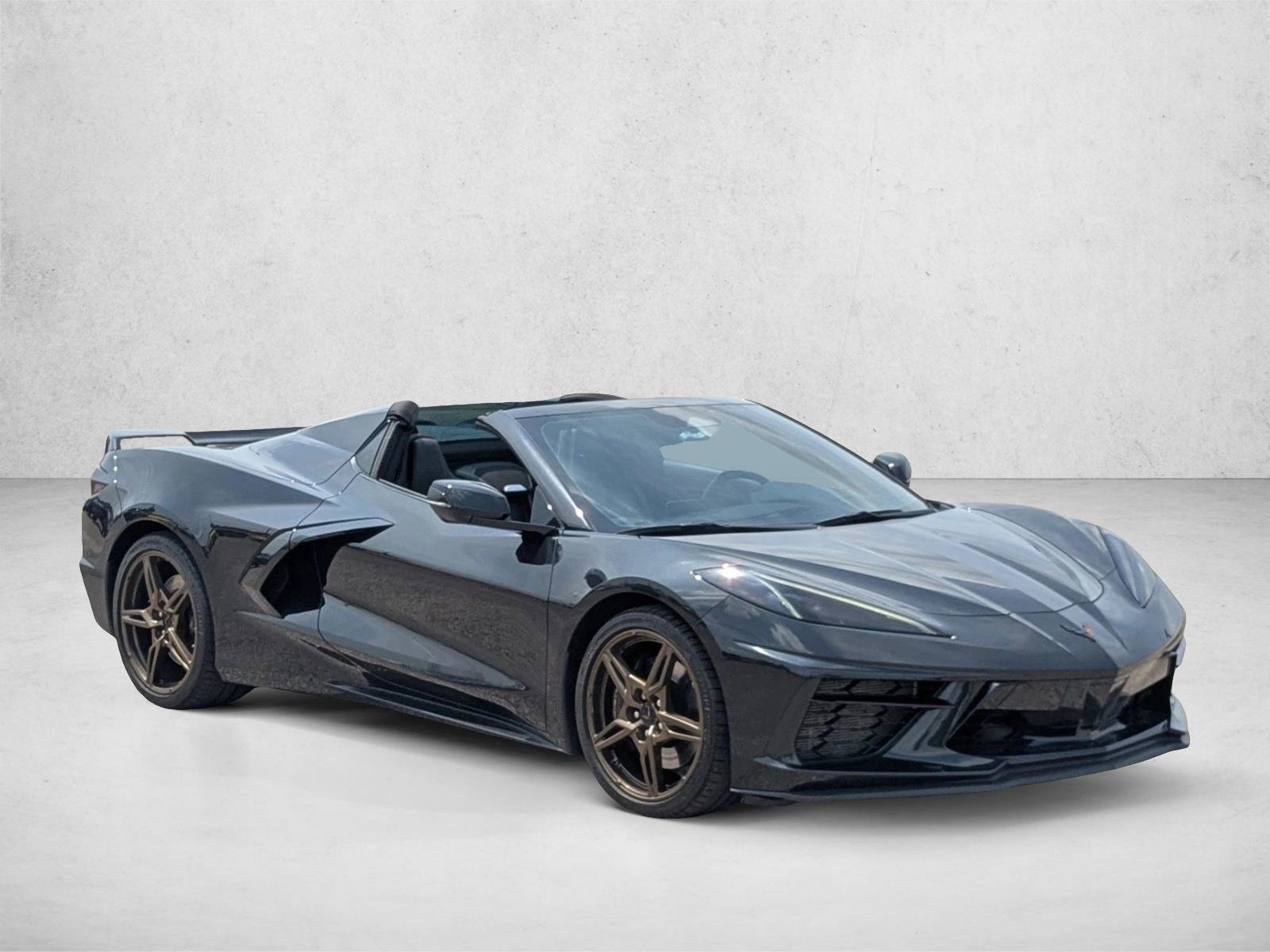 Used 2024 Chevrolet Corvette Stingray Convertible w/ Z51 Performance Package RWD image 3