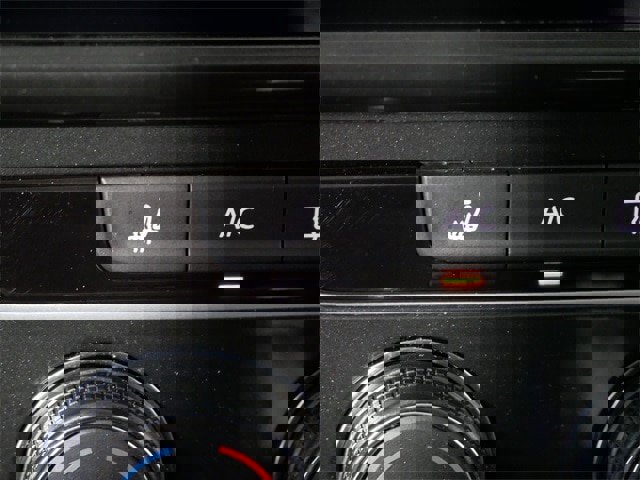 Used 2018 Volkswagen Golf SE image 24