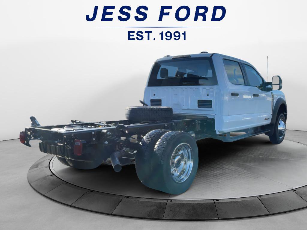 New 2026 Ford F550 4x4 Crew Cab image 5
