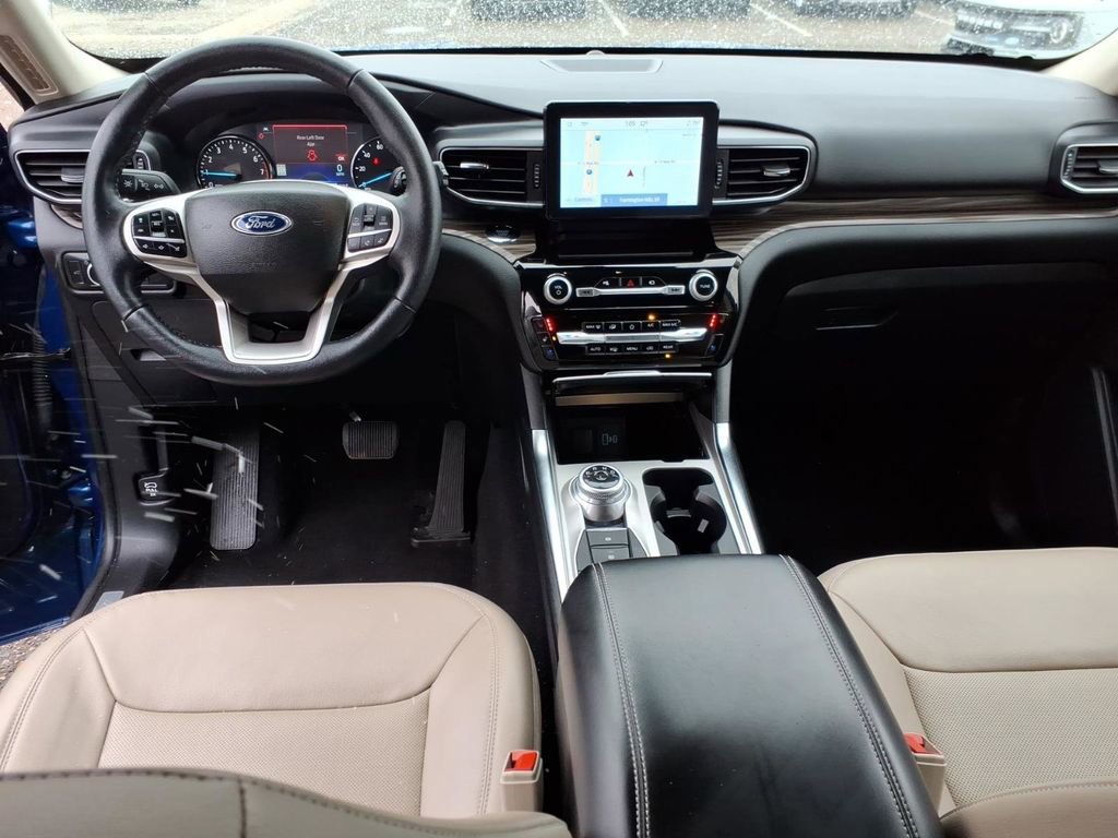 Certified 2022 Ford Explorer Limited w/ Equipment Group 301A image 13