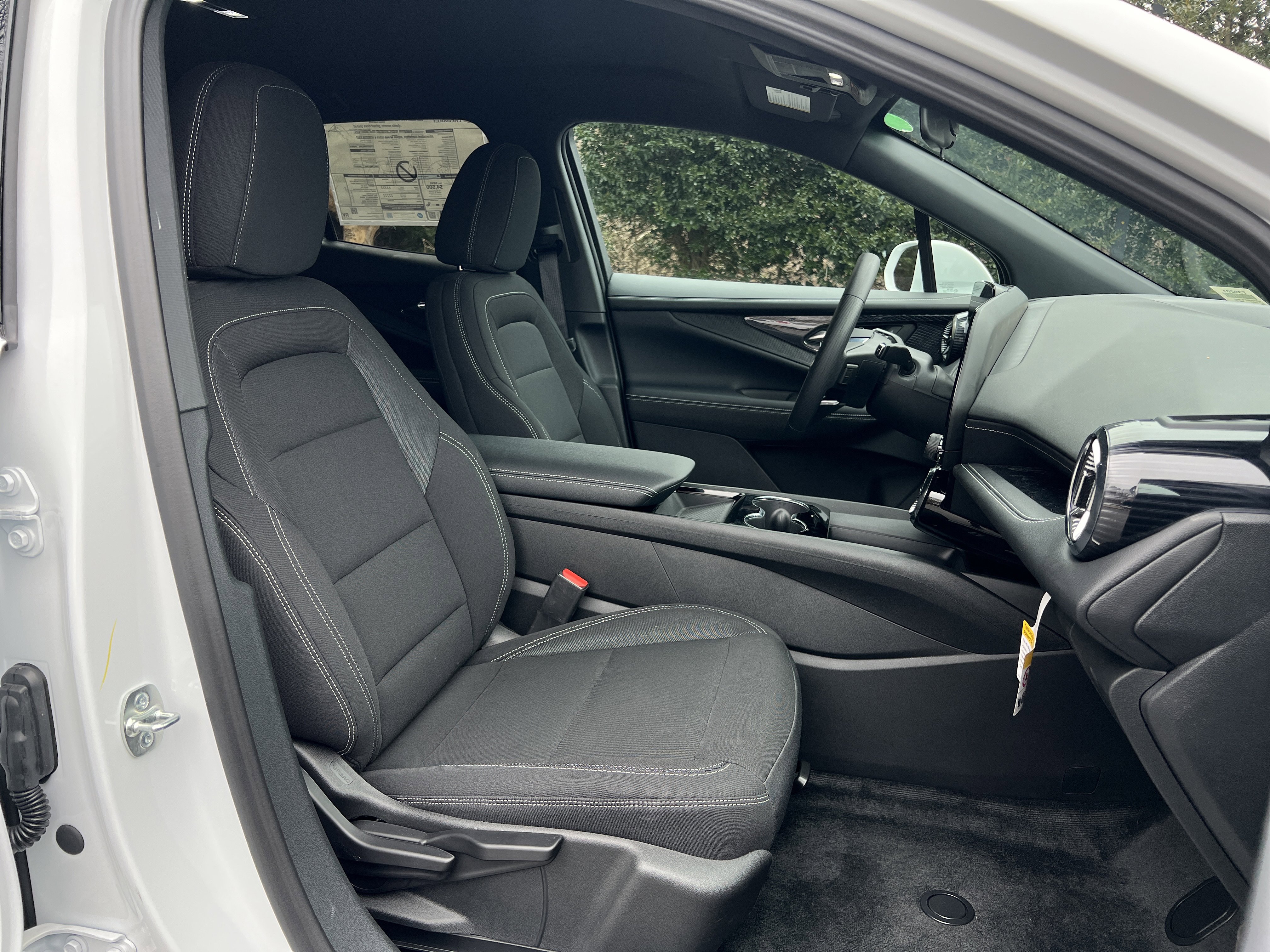 New 2026 Chevrolet Blazer EV LT image 32