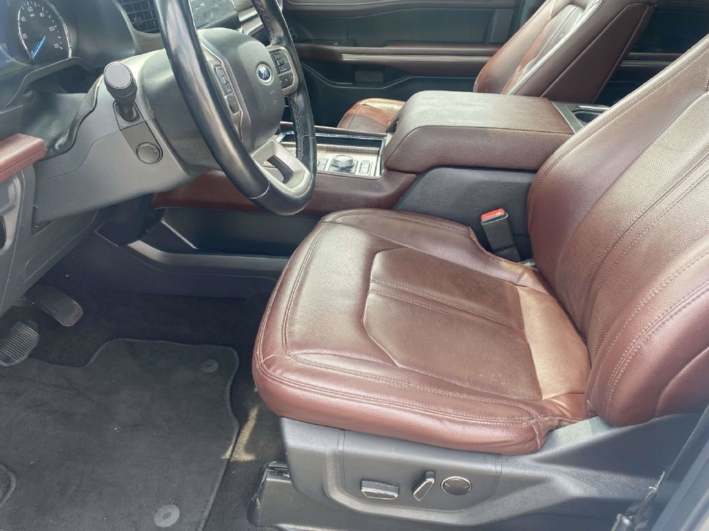 Used 2022 Ford Expedition Limited AWD/4WD image 13