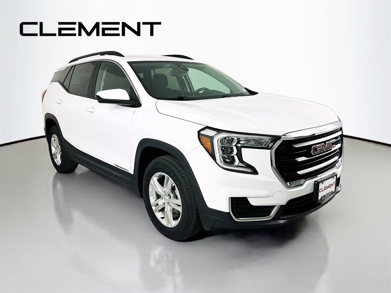 Used 2022 GMC Terrain SLE w/ Driver Convenience Package AWD/4WD image 5
