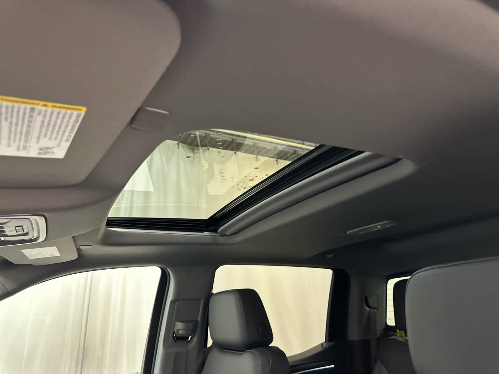 New 2026 GMC Sierra 1500 SLT w/ SLT Convenience Package image 5