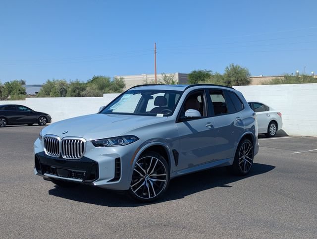 Used 2026 BMW X5 sDrive40i w/ M Sport Package RWD image 2